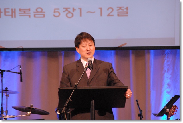 LEE_6587.JPG